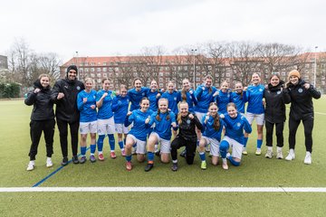 Bild 399 - wCJ Eimsbuettler TV - Holstein Kiel : Ergebnis: 0:1